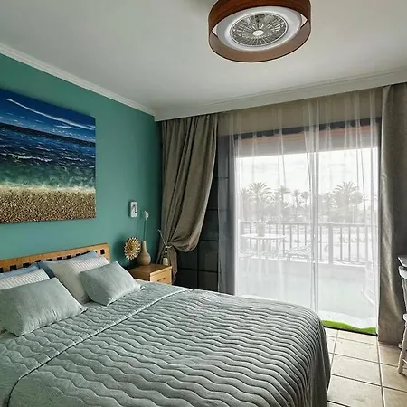 Lovely 4 Bedroom On Playa De Las Americas Arona (Tenerife)