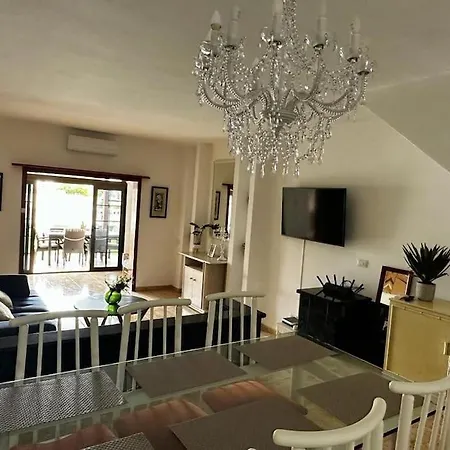 Lovely 4 Bedroom On Playa De Las Americas *